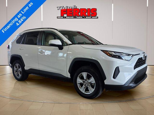 صورة 3 لـ 2025 Toyota RAV4 XLE