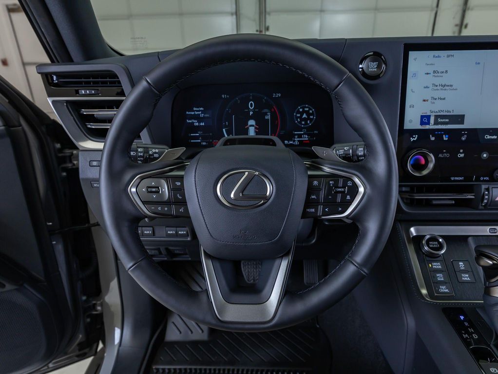 صورة مصغرة 17 لـ 2026 Lexus GX 550 OVERTRAIL+