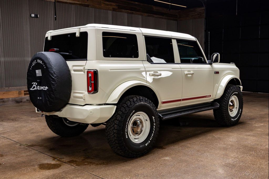 FORD BRONCO - 10