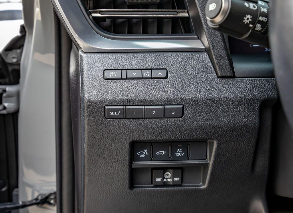 صورة مصغرة 22 لـ 2024 Lexus GX 550 LUXURY+