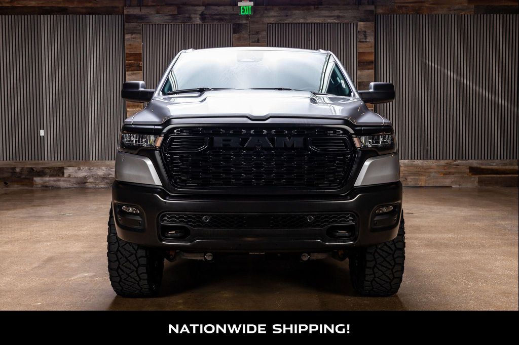 2025 RAM 1500 WARLOCK CREW CAB 4X4 5'7' BOX 照片 3