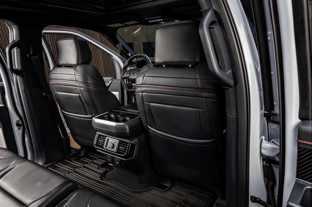 صورة مصغرة 26 لـ 2025 FORD F-150 RAPTOR