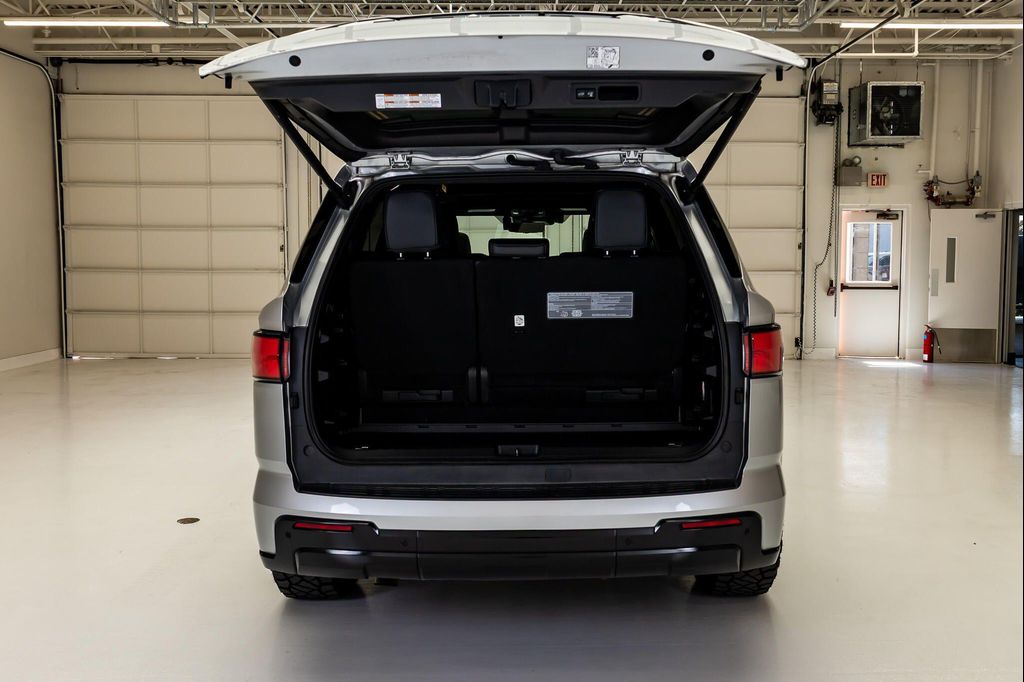 2024 Toyota SEQUOIA PLATINUM 照片 8