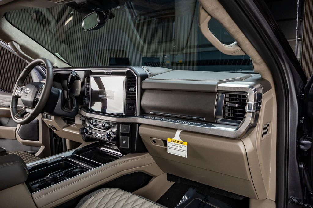 2026 FORD F-250 PLATINUM 照片 10