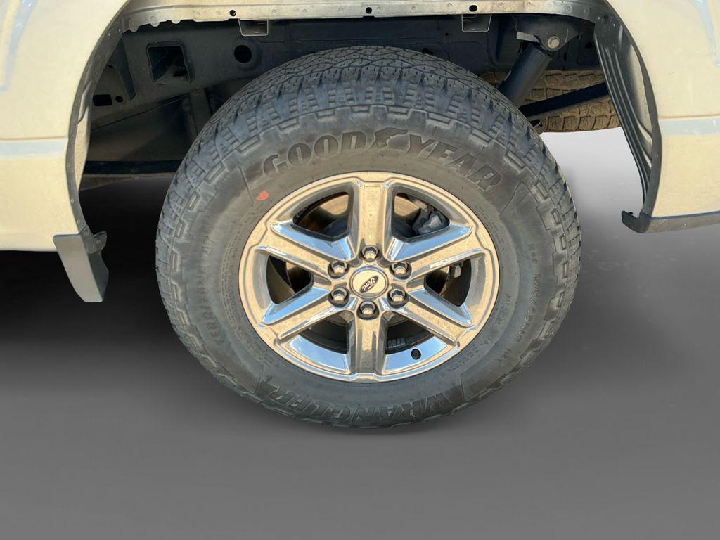 صورة مصغرة 14 لـ 2025 FORD F-150 XLT