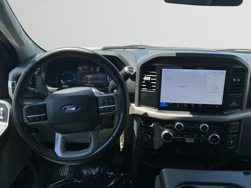2025 FORD F-150 XLT photo 10