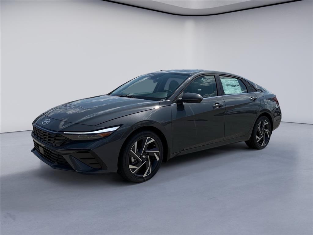 New 2026 Hyundai ELANTRA Limited