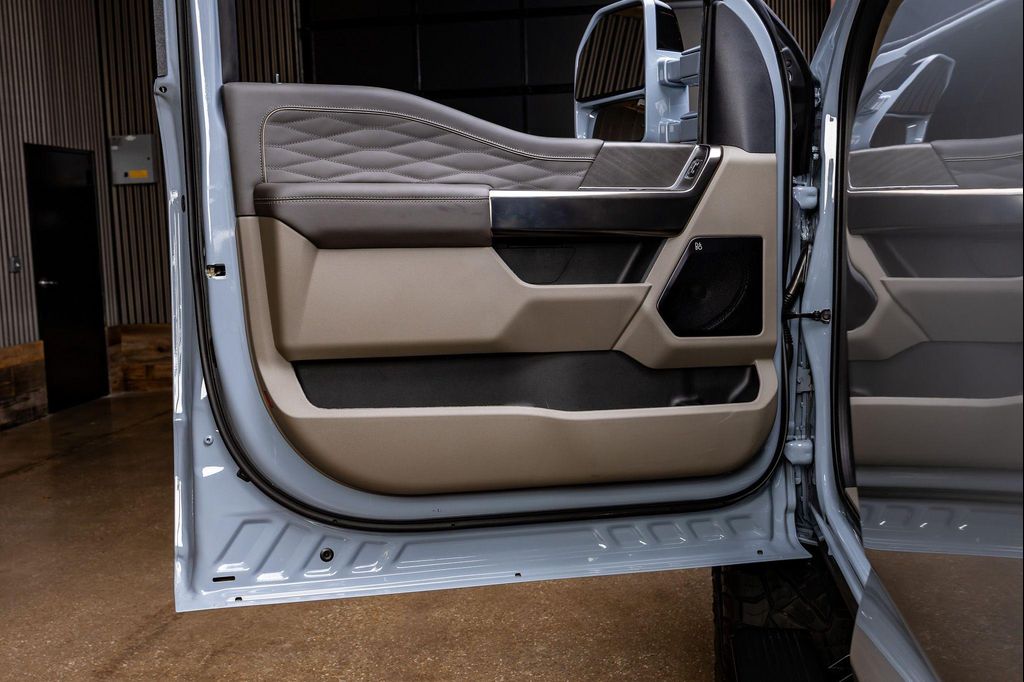 2026 FORD F-250 PLATINUM thumbnail 36