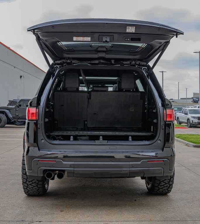 2025 Toyota SEQUOIA TRD PRO photo 8