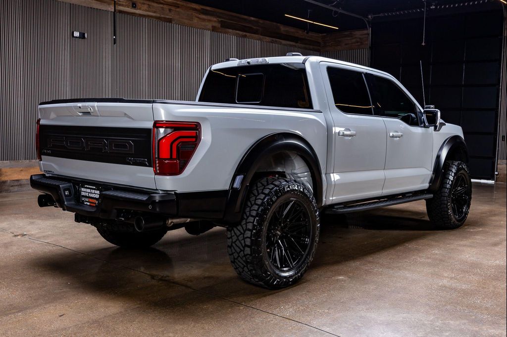 FORD F-150 RAPTOR - 10