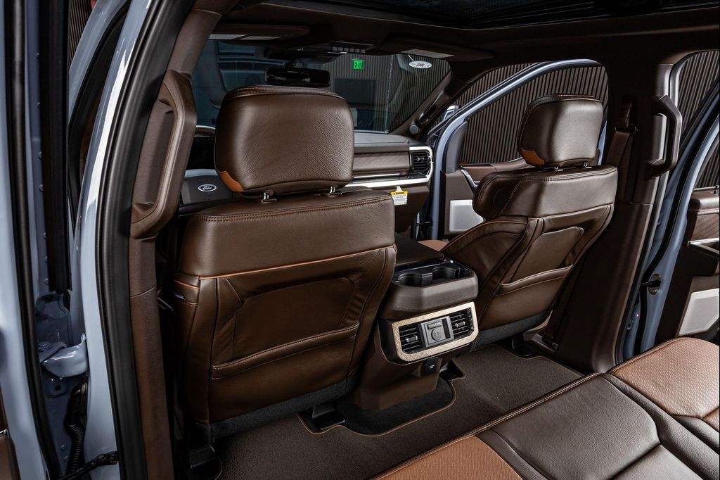 2026 FORD F-350 KING RANCH — миниатюра 35