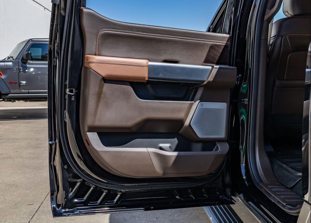 صورة مصغرة 39 لـ 2025 FORD F-150 KING RANCH