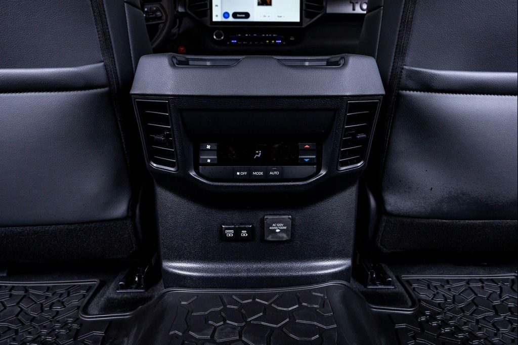 2026 Toyota SEQUOIA TRD PRO — миниатюра 34