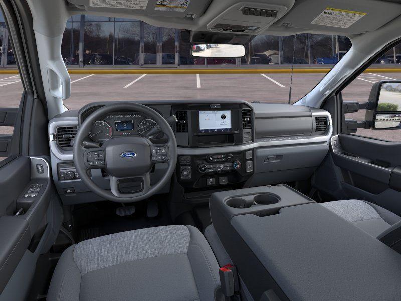 صورة 9 لـ 2026 FORD F-250 XLT