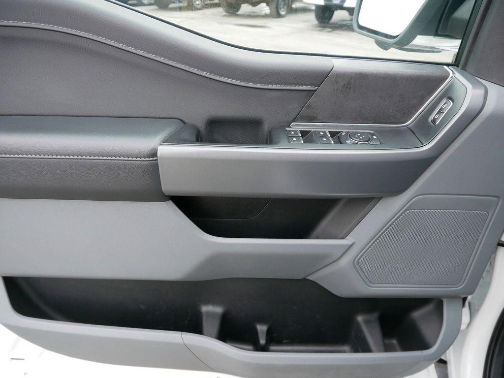 FORD F-150 XLT - 9