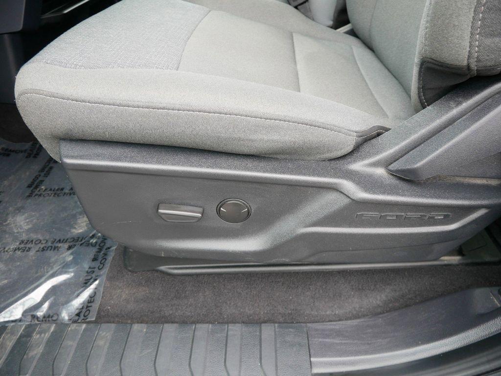 FORD F-150 XLT - 8