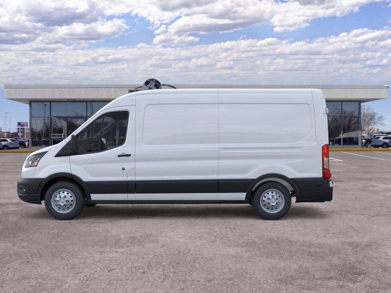 صورة 3 لـ 2026 FORD TRANSIT-250 148 WB MEDIUM ROOF CARGO