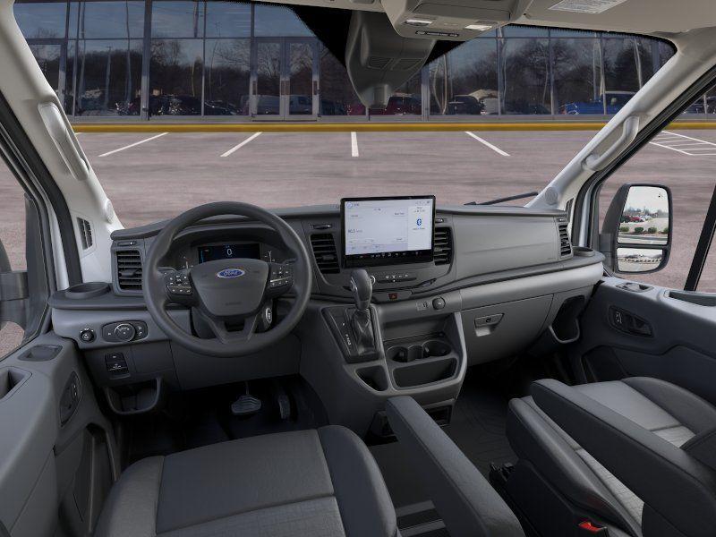 صورة 9 لـ 2026 FORD TRANSIT-250 148 WB MEDIUM ROOF CARGO