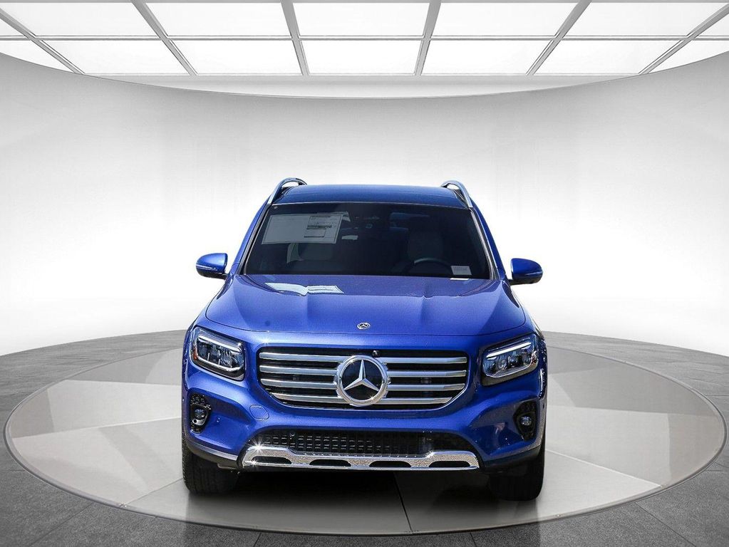 صورة 6 لـ 2026 Mercedes-BENZ GLB