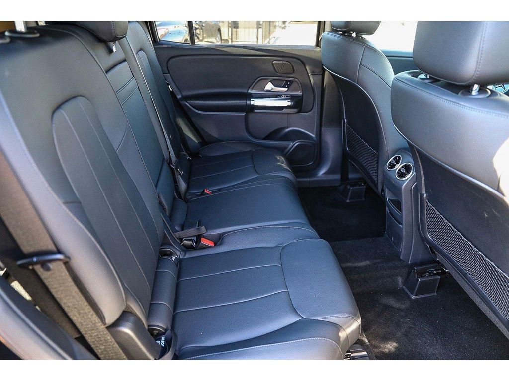 صورة مصغرة 21 لـ 2024 Mercedes-BENZ GLB