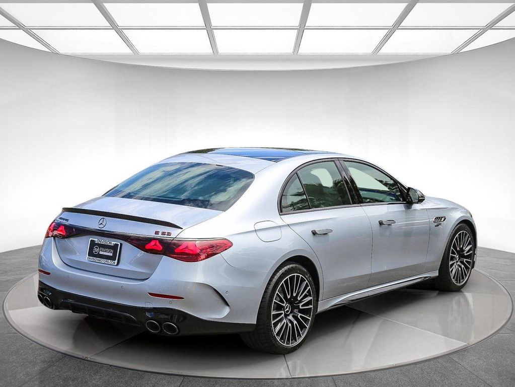 2026 Mercedes-BENZ AMG E 53 E 4MATIC+ 照片 4