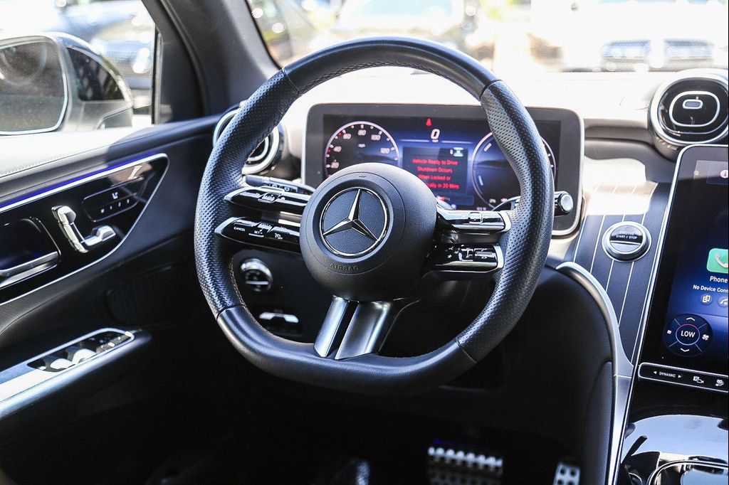 صورة مصغرة 13 لـ 2025 Mercedes-BENZ GLC
