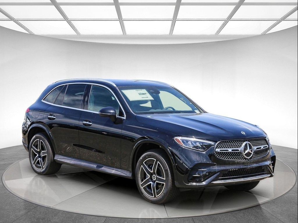 صورة 5 لـ 2026 Mercedes-BENZ GLC