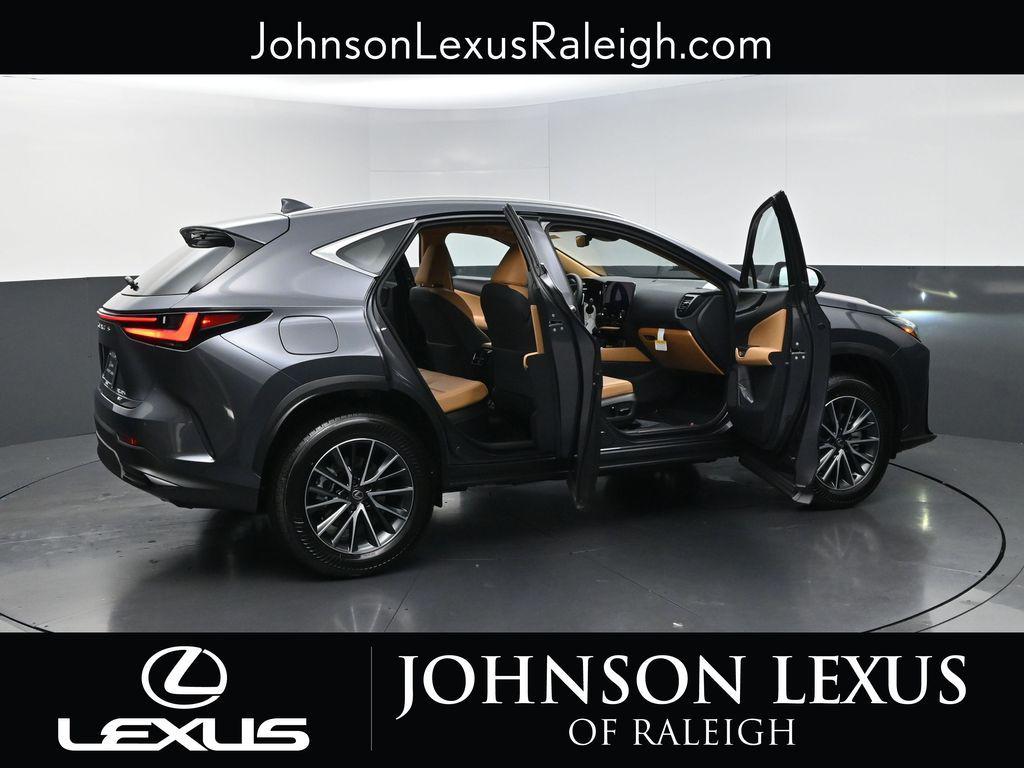 صورة مصغرة 31 لـ 2026 Lexus NX 450H+ PREMIUM