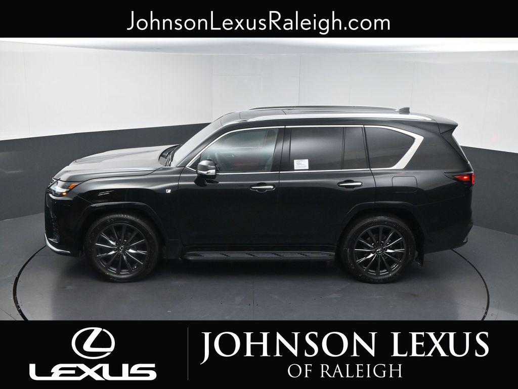 صورة مصغرة 32 لـ 2026 Lexus LX 700H F SPORT HANDLING