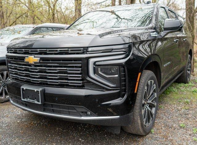 New 2025 Chevrolet Suburban High Country