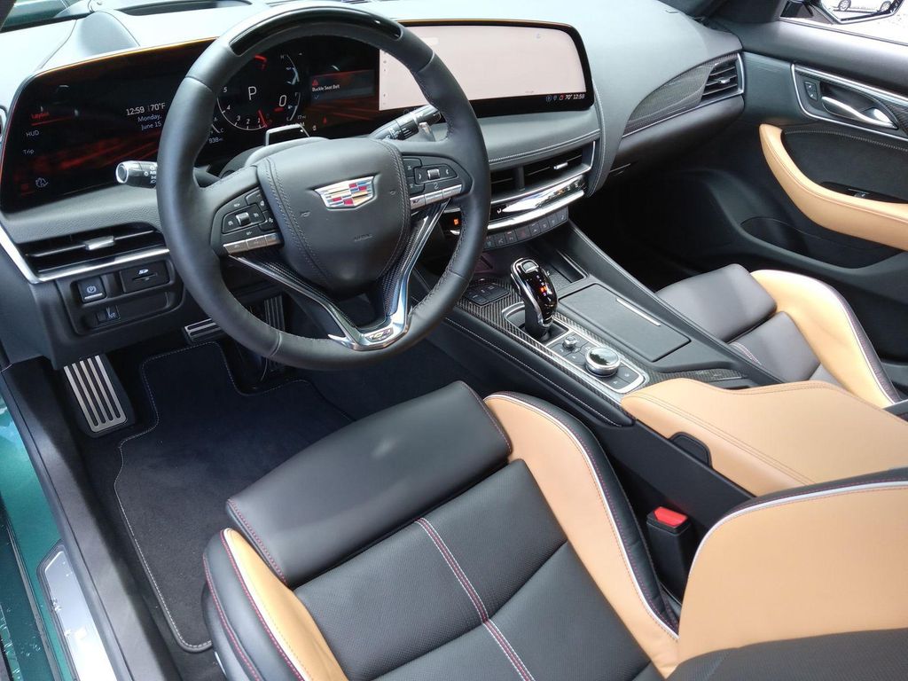 2025 Cadillac CT5-V V-SERIES BLACKWING RWD 照片 12