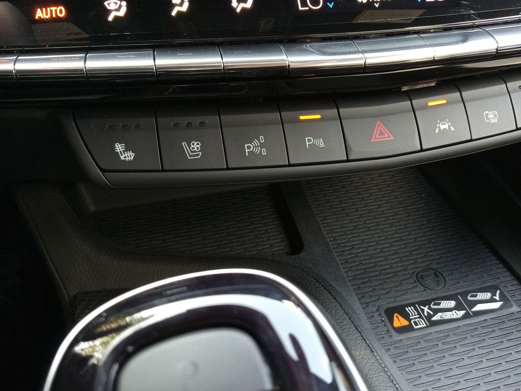 صورة مصغرة 21 لـ 2026 Cadillac CT5 SPORT