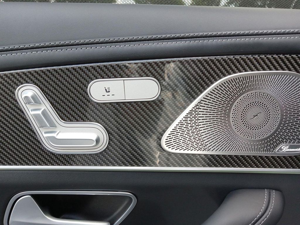 2025 Mercedes-BENZ AMG GLS 63 BASE — миниатюра 23