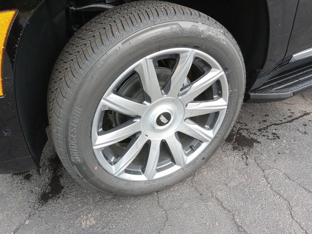 صورة 6 لـ 2026 Cadillac ESCALADE BASE