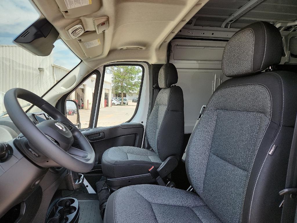 2025 RAM PROMASTER 2500 HIGH ROOF — миниатюра 12