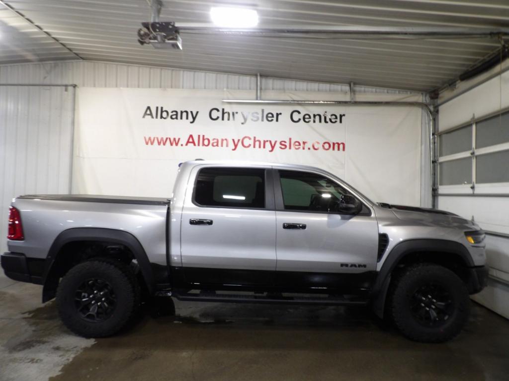 صورة مصغرة 36 لـ 2026 RAM 1500 RHO