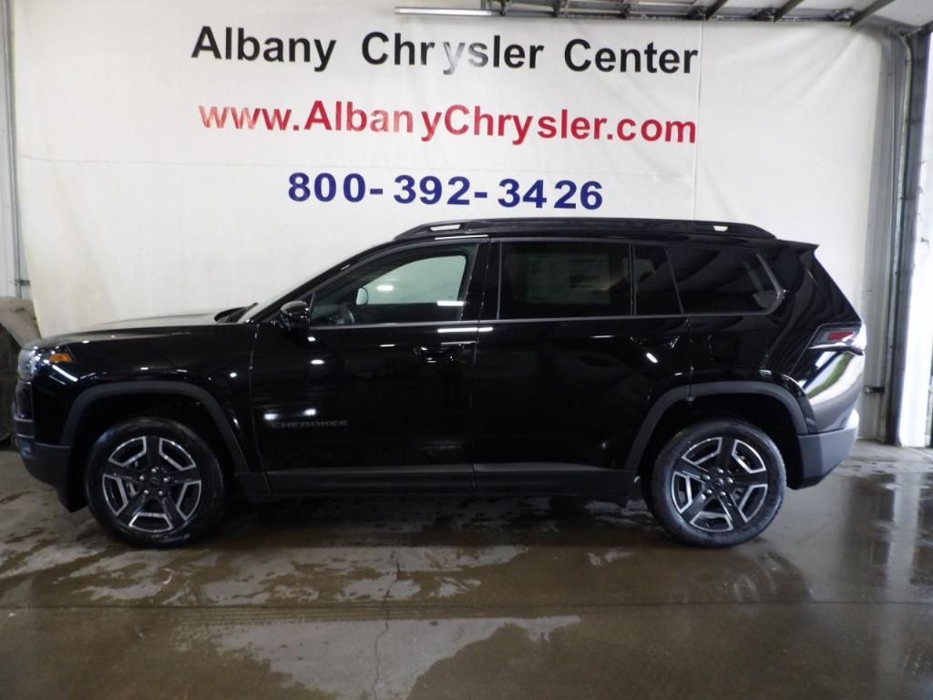 New 2026 Jeep Cherokee LAREDO/LIMITED
