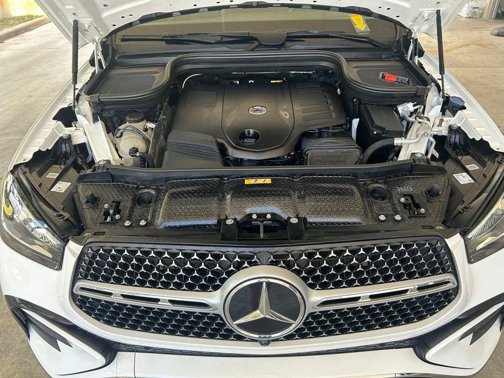 2025 Mercedes-BENZ GLE — миниатюра 13