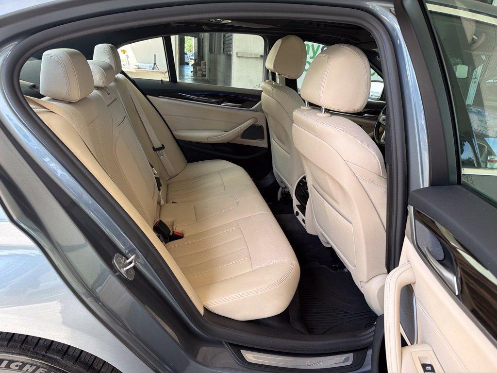 صورة مصغرة 27 لـ 2021 BMW 540 I XDRIVE