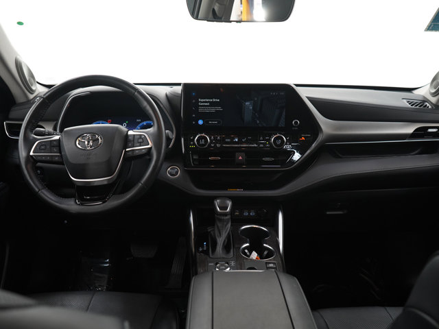 صورة مصغرة 17 لـ 2024 Toyota HIGHLANDER LIMITED
