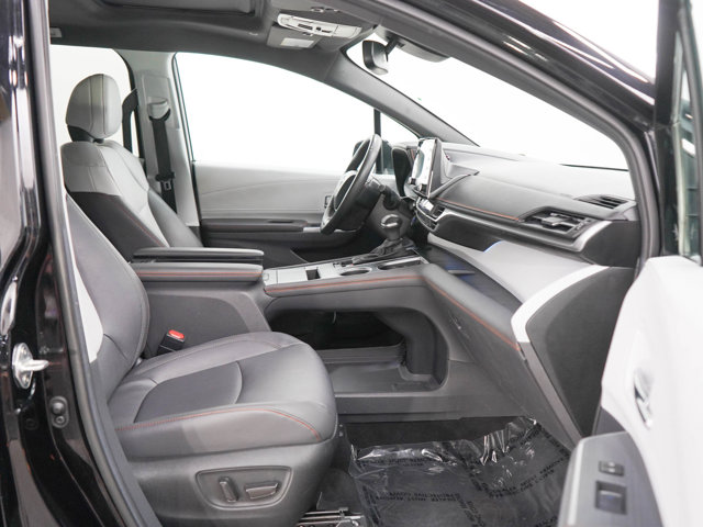 صورة 11 لـ 2024 Toyota SIENNA XSE
