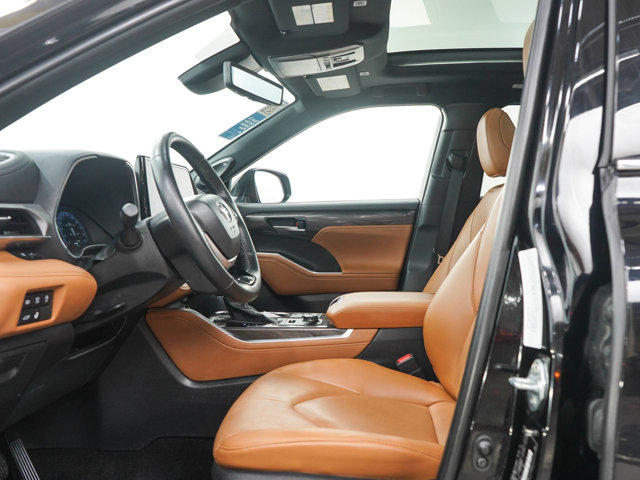 صورة مصغرة 25 لـ 2024 Toyota HIGHLANDER PLATINUM