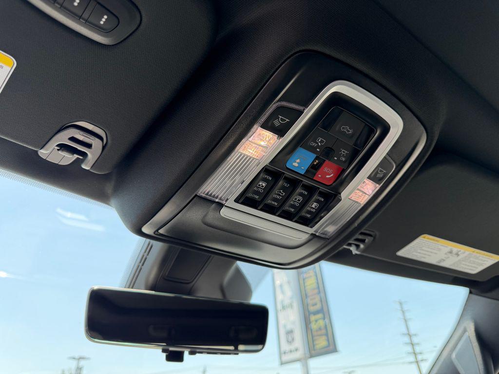 صورة مصغرة 22 لـ 2025 RAM 1500 LIMITED