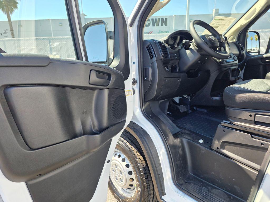 صورة مصغرة 22 لـ 2026 RAM PROMASTER 1500 BASE