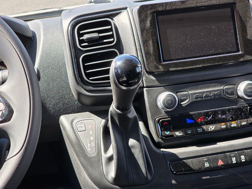2026 RAM PROMASTER 1500 BASE — фото 10