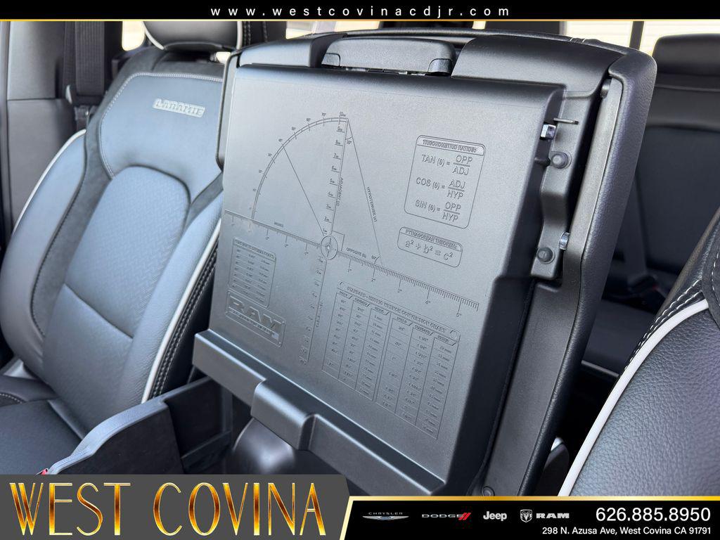 2026 RAM 1500 LARAMIE thumbnail 21