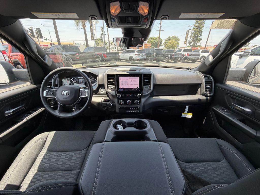 2026 RAM 1500 EXPRESS 缩略图 13