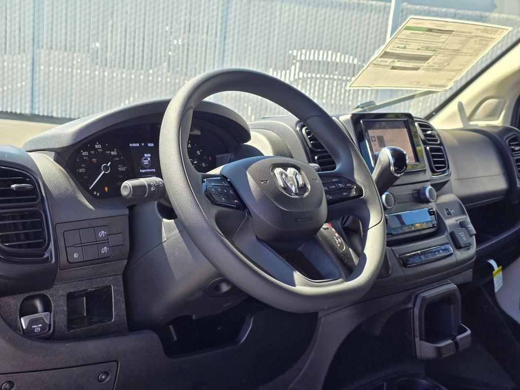 صورة مصغرة 23 لـ 2026 RAM PROMASTER 2500 TRADESMAN