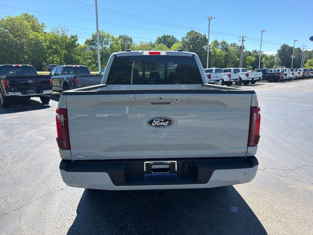 2026 FORD F-150 XLT — фото 4