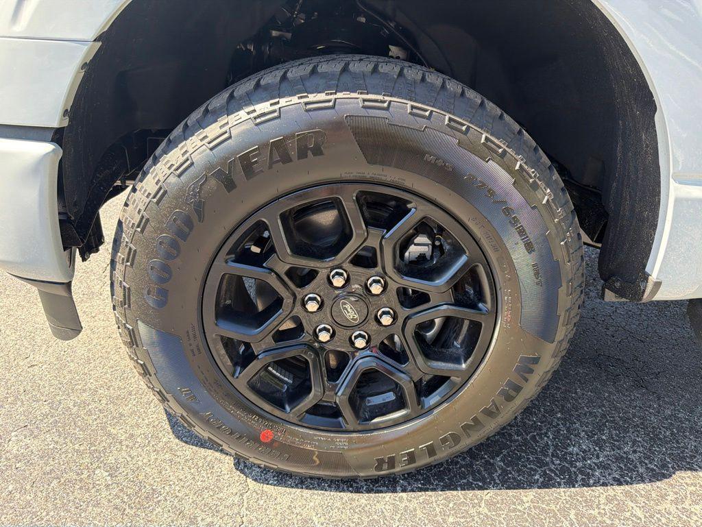 2026 FORD F-150 XLT — фото 9